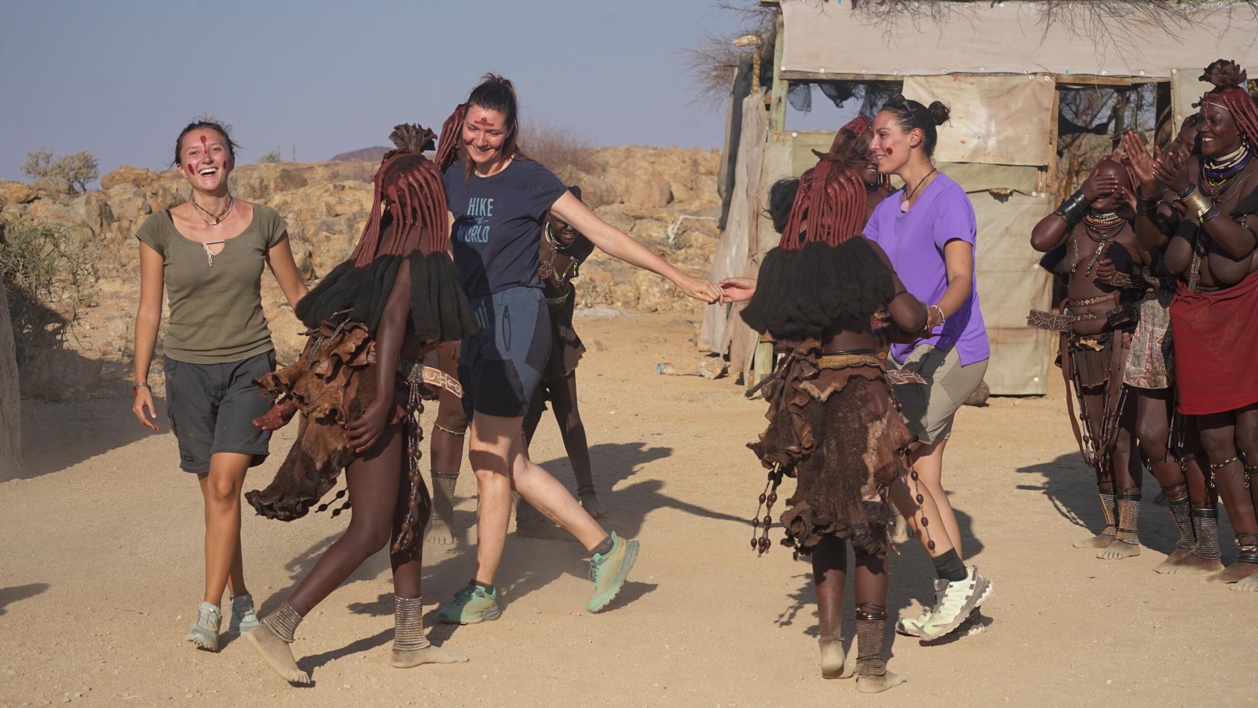 Danza con le donne Himba_Namibia, agosto 2024